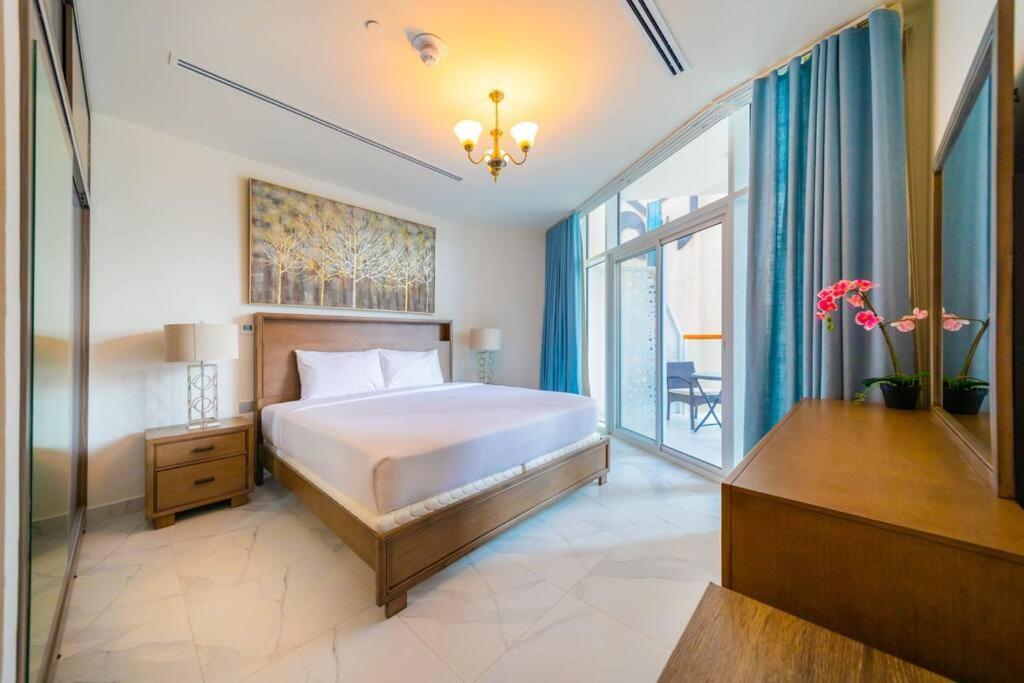 Millennium Binghatti, Business Bay - Mint Stay Dubai Exterior photo